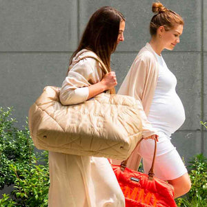 Cosa portare in ospedale per andare a partorire: la guida completa e pratica